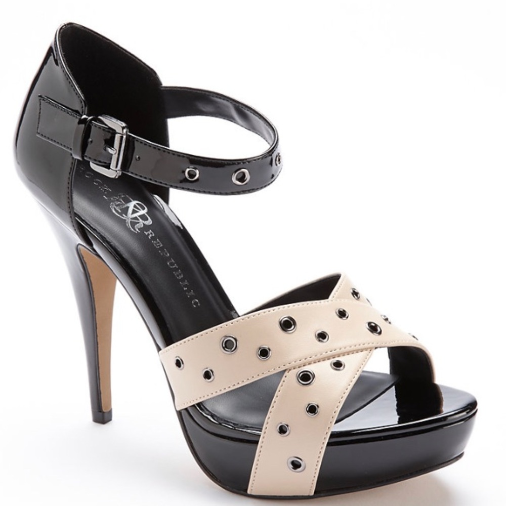 Rock & Republic RRHOLTAN High Heel